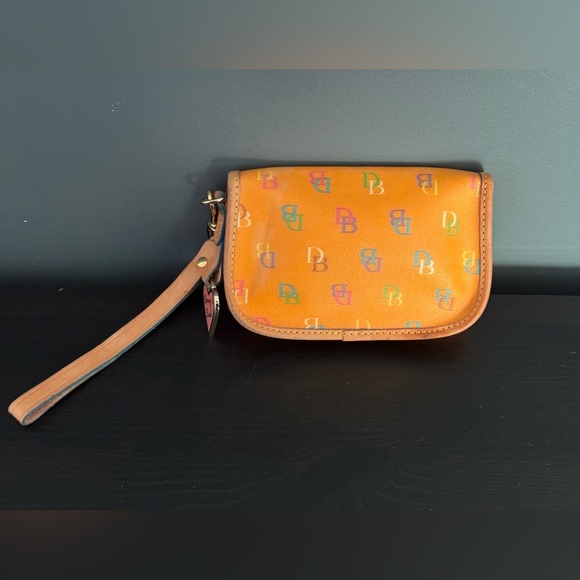 Vintage Dooney and Bourke Orange Wristlet Y2K - Picture 2 of 9